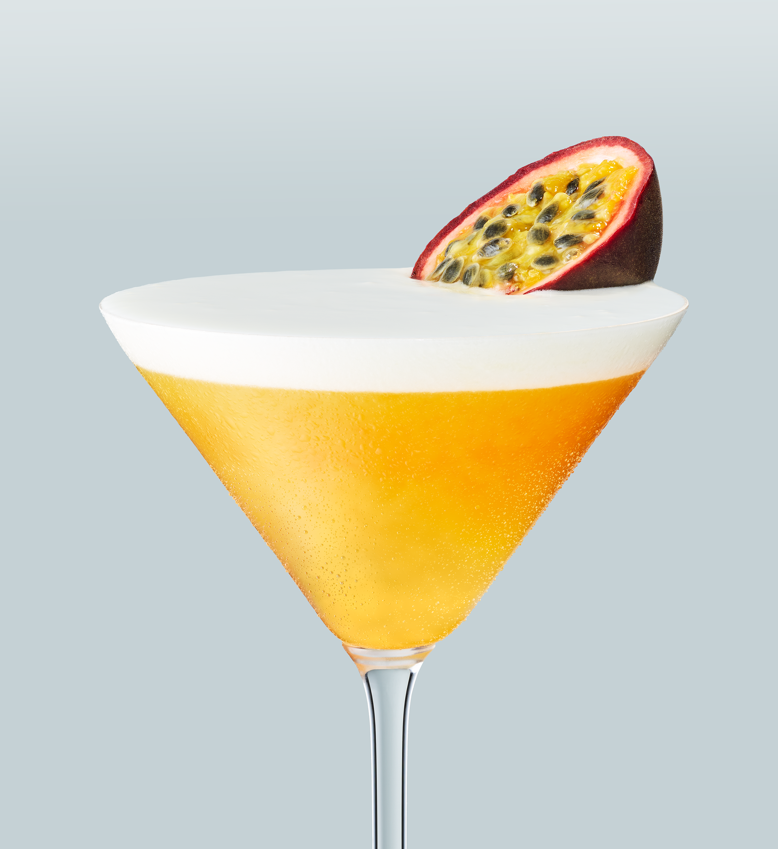 Passionfruit-Martini-With-Fruit
